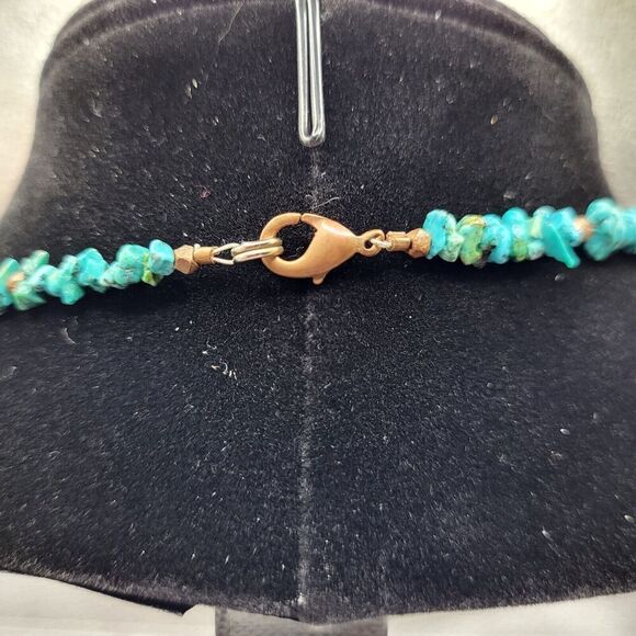 Genuine Turquoise Beaded Necklace With Carved Center Bead - Picture 4 of 4